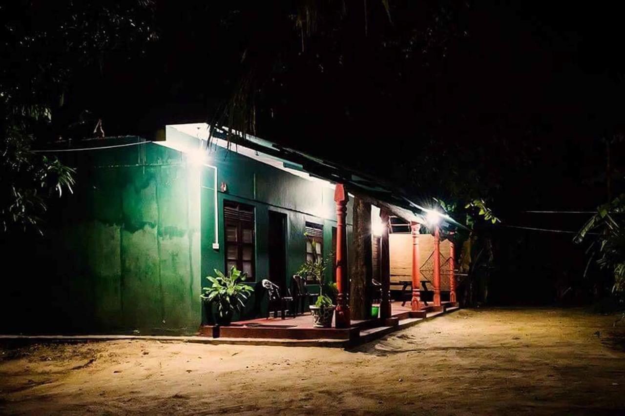 Bed and Breakfast Coconut Park à Anurâdhapura Extérieur photo
